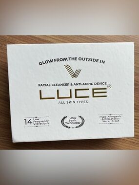 LUCE Gold Facial Cleanser & Anti-Aging Device for All Skin Types